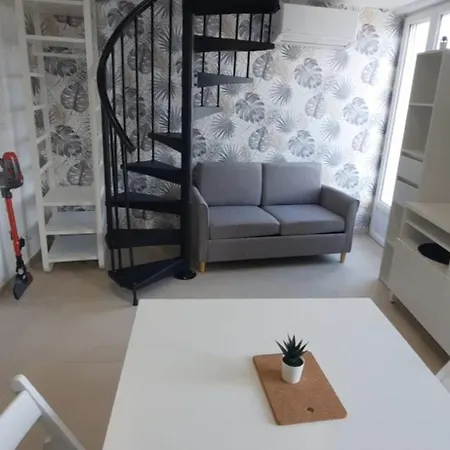 Apartment 2 Pieces A 5 Minutes De La N4 Saint-Laurent-du-Var